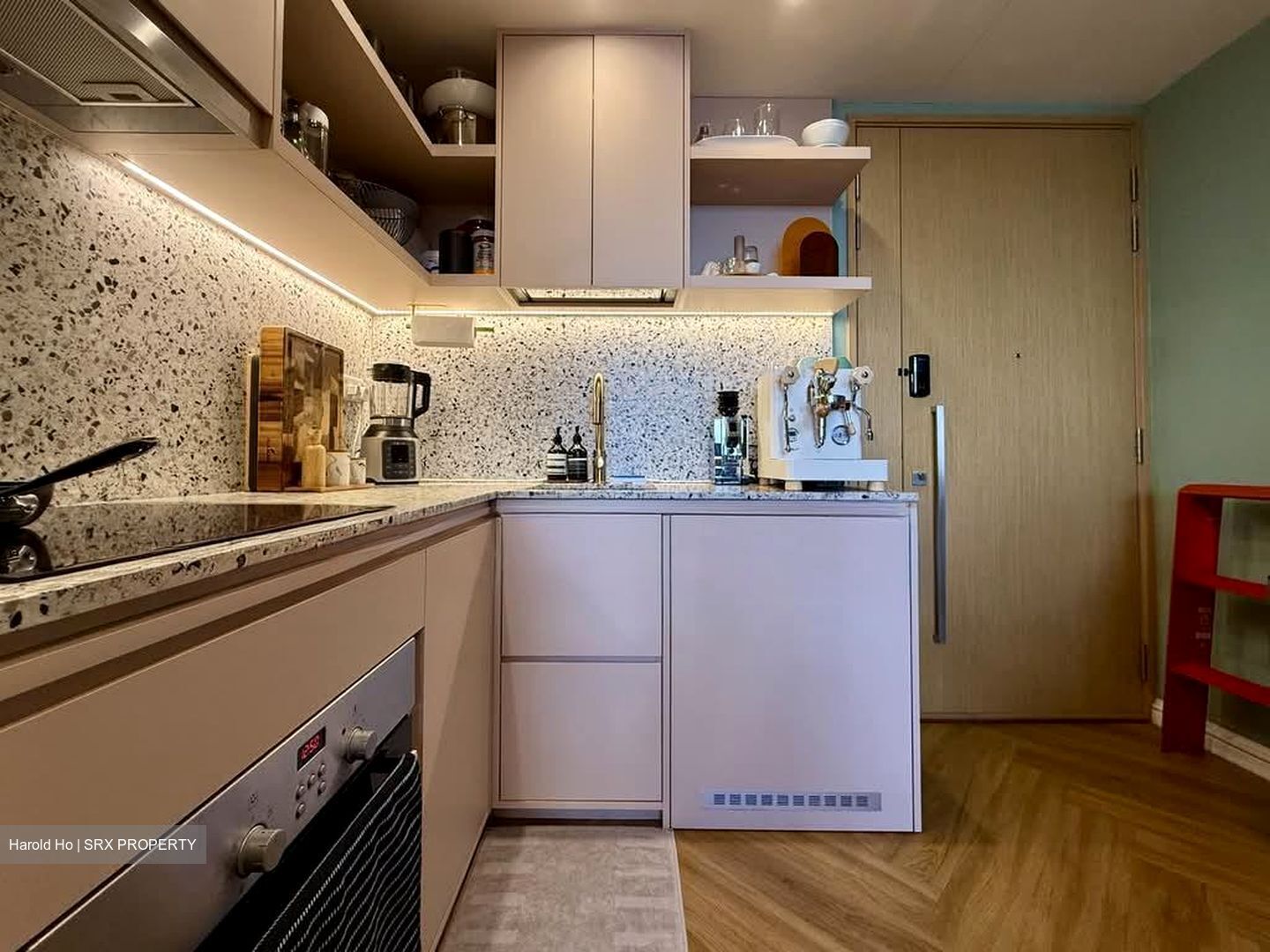 Commonwealth Towers (D3), Condominium #530484271